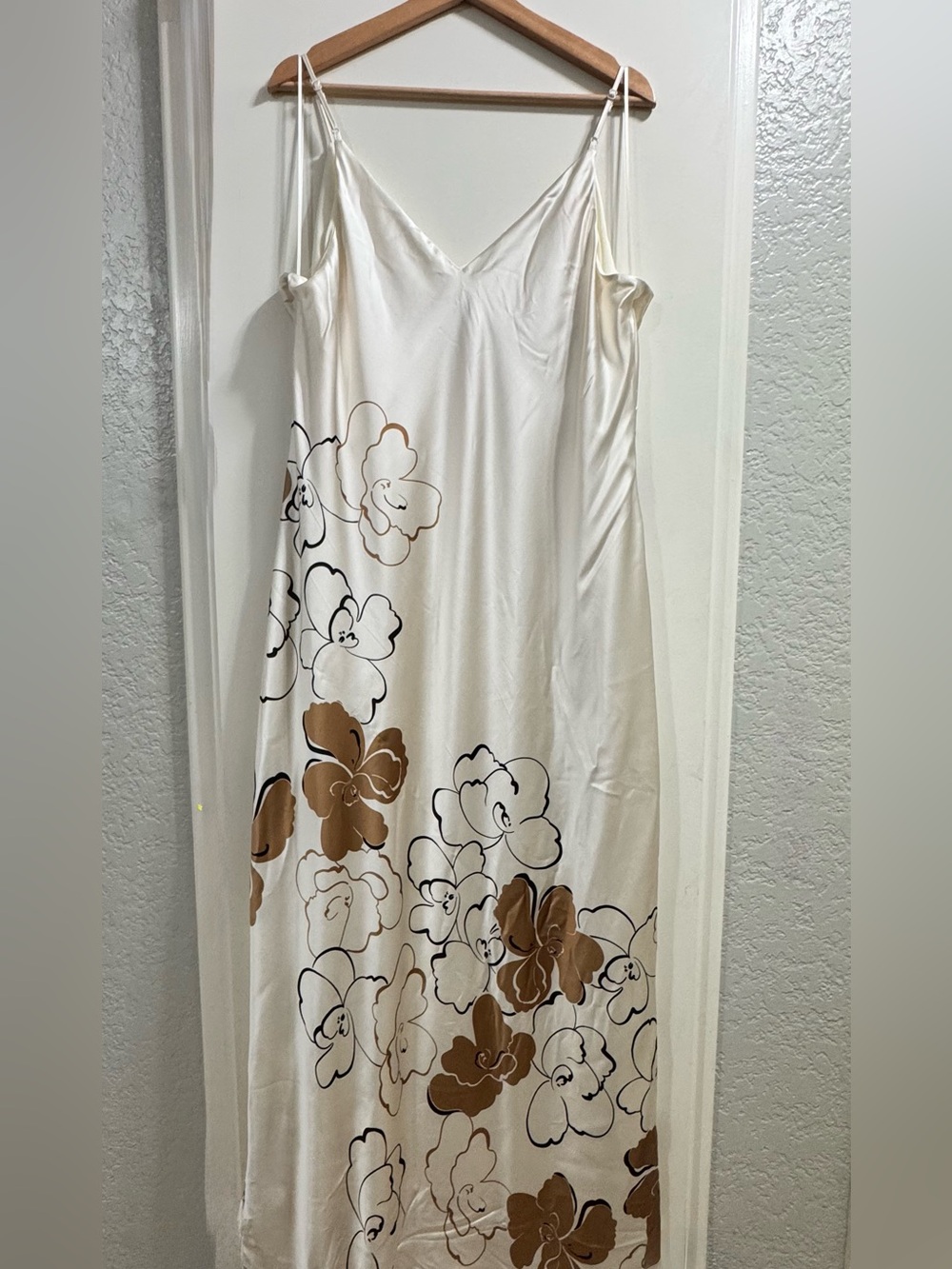 Express Cream Floral Slip Maxi Dress, Women’s XL - Picture 6 of 9